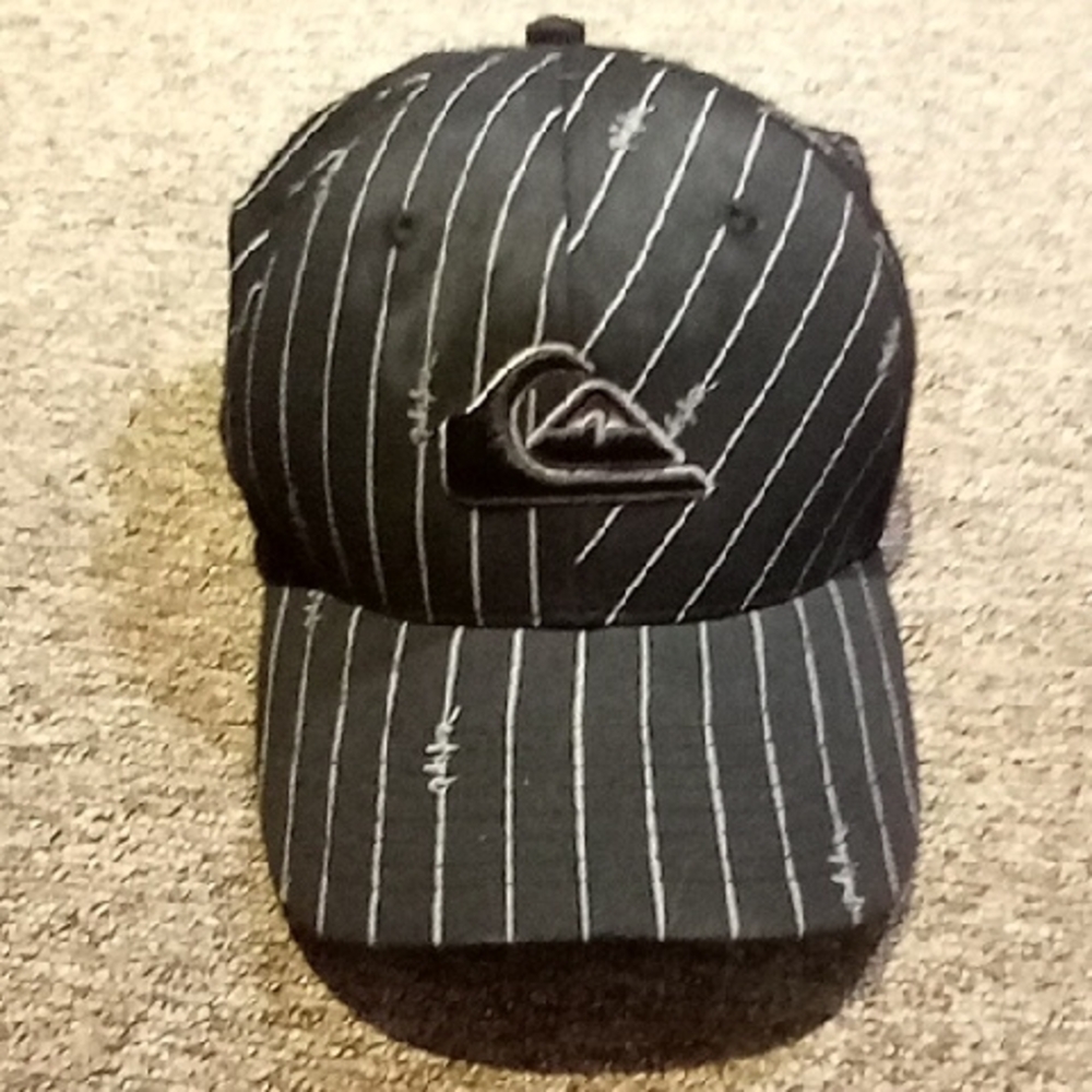 Vintage Quiksilver Blue and White Striped Flex Fit Cap